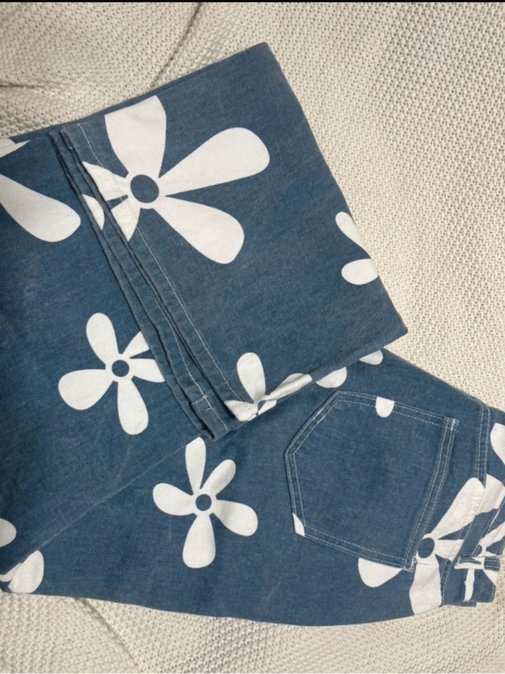 White flower print jeans